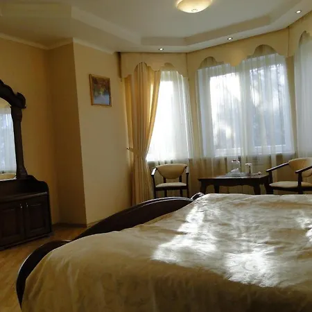 Hotel Red Stone 3*