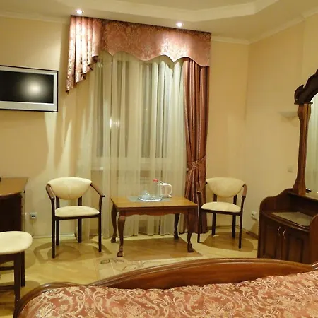 Ξενοδοχείο Red Stone 3*