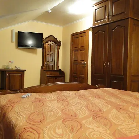 Red Stone Hotel Truskavets