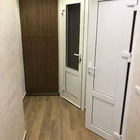 Red Stone Hotel Truskavets