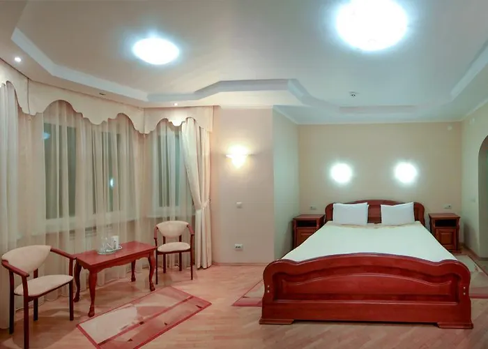 Отель Red Stone 3*